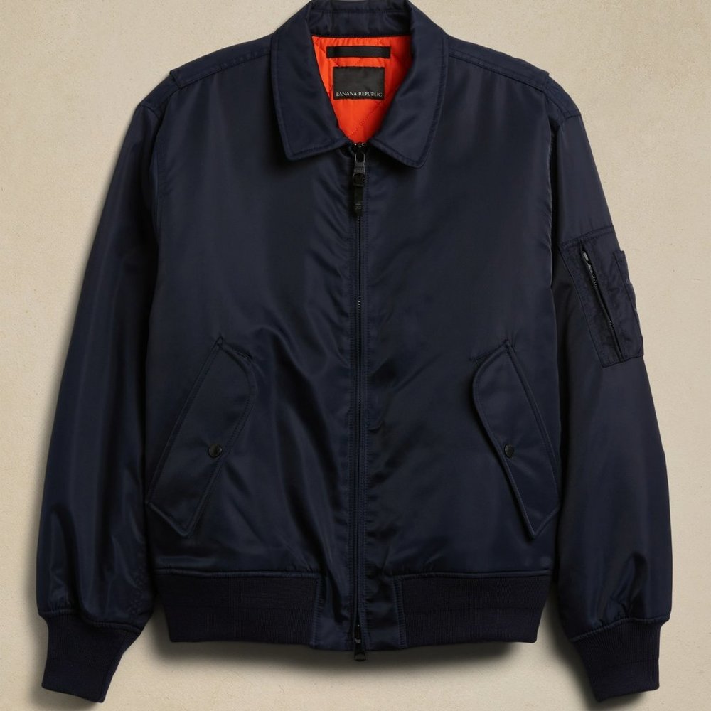 BANANA REPUBLIC INSULATED WATER RESISTANT BOMBER JACKET